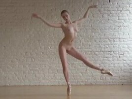 Erotic Ballerina - Ameman