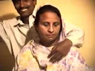 Mom Xxx Com Punjab - Pakistani Punjabi dude pounding naughty mother in law / ZB Porn
