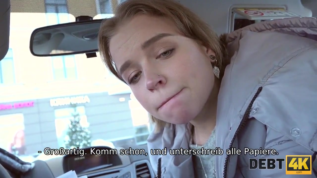 Debt porn video – Female obligor blows bank employee