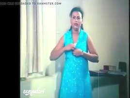 Vintage Sri Lankan babe gets pussy nailed hard