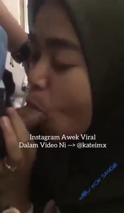 Cute Arab wife swallows cum after amateur BJ