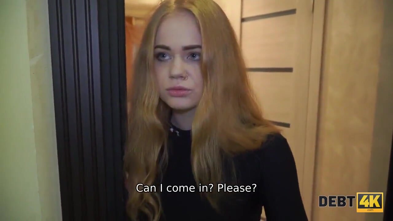 Horny teen girl gets bonked by the racketeer