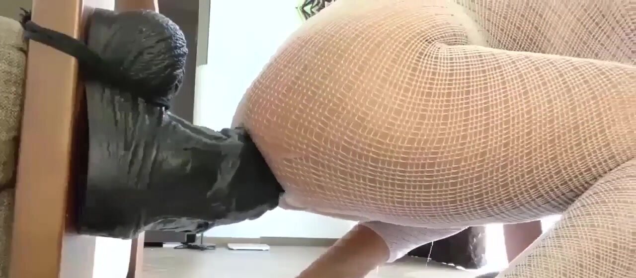 Amateur actress gets analyzed by the big dildo