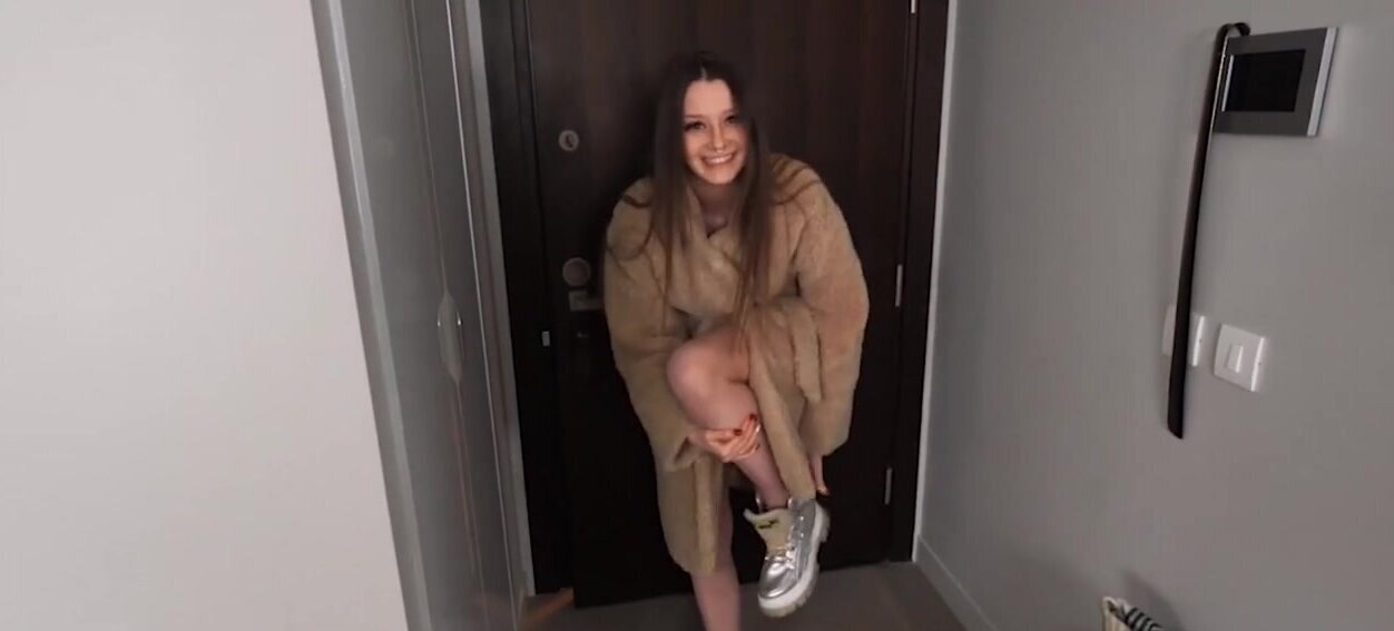 Teen babe gets anally fucked with massive dick in POV