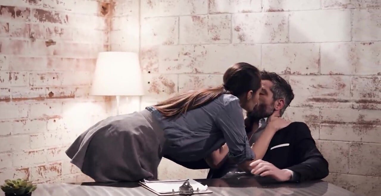 Hot secretary loses control and sucks boss