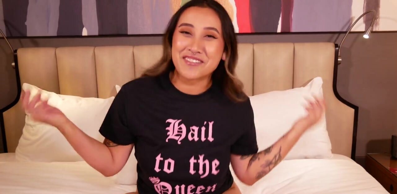 Big-assed Asian wench blows and fucks thick dick