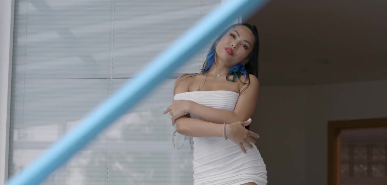 Pool guy seduced by exotic nymph with fake boobs