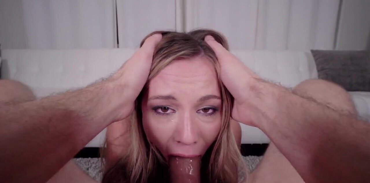 Aidra Fox wants to enjoy the best oral domination possible