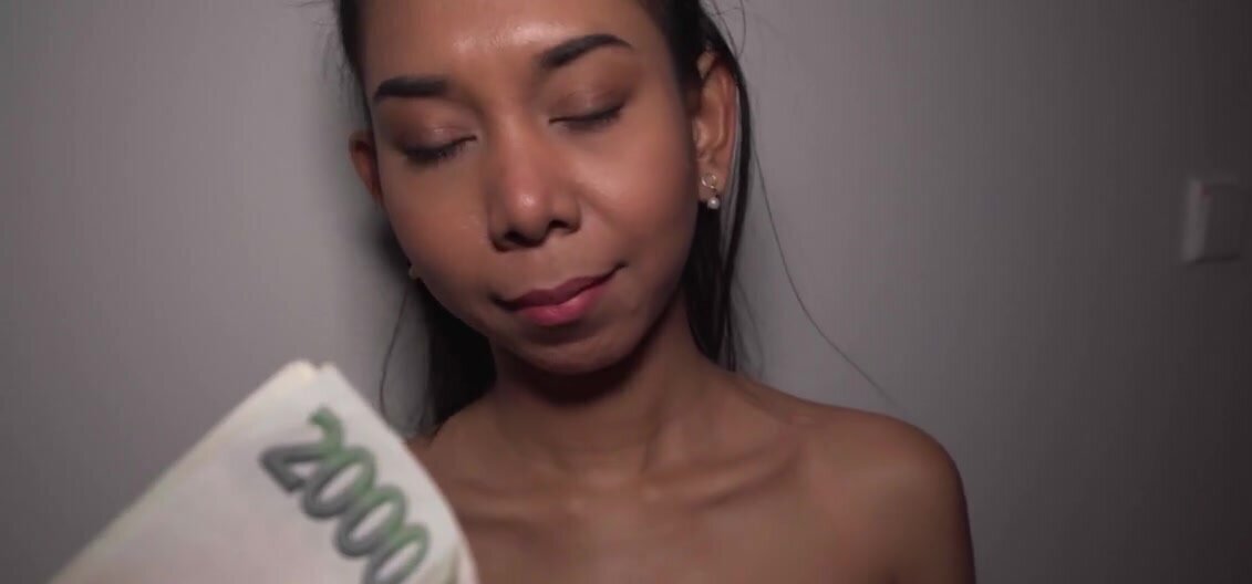 Asiasn woman is approached and offered money for sex