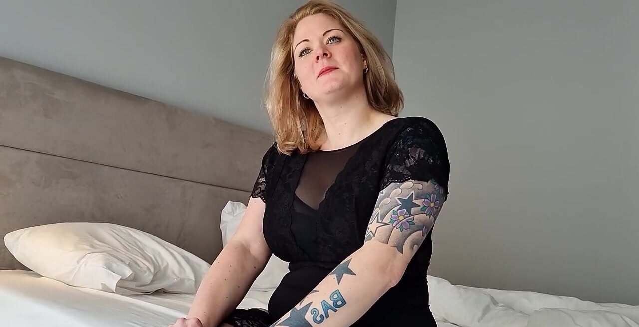 German PAWG MILF fucked and facialized by a huge dick