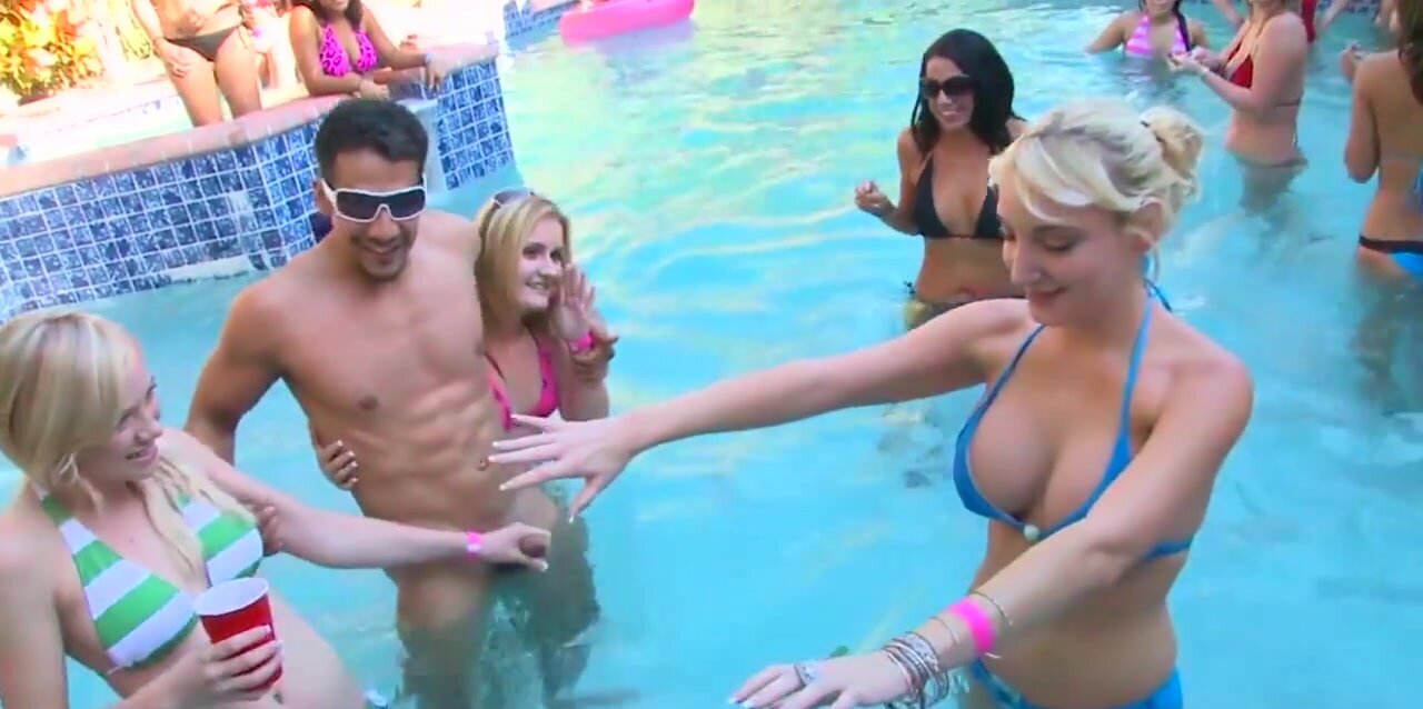 The horny women are using the hunky muscular stripper
