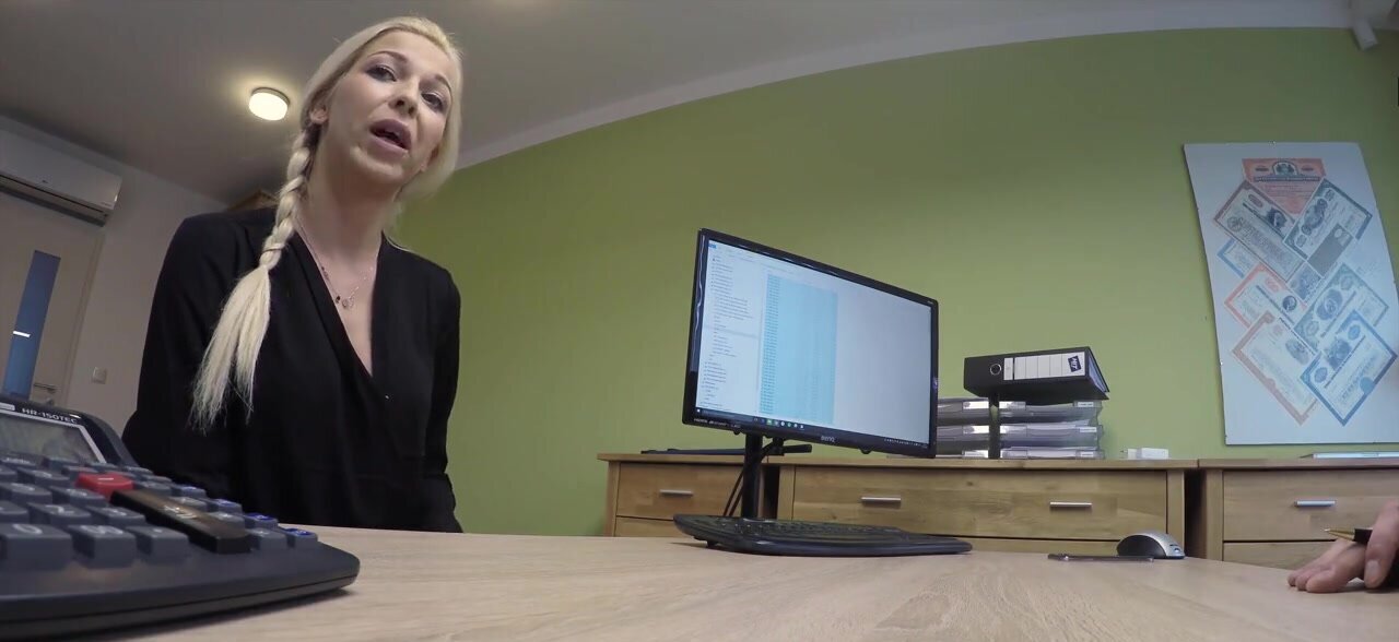 The MILF is having sex with the creditor just to get the cash