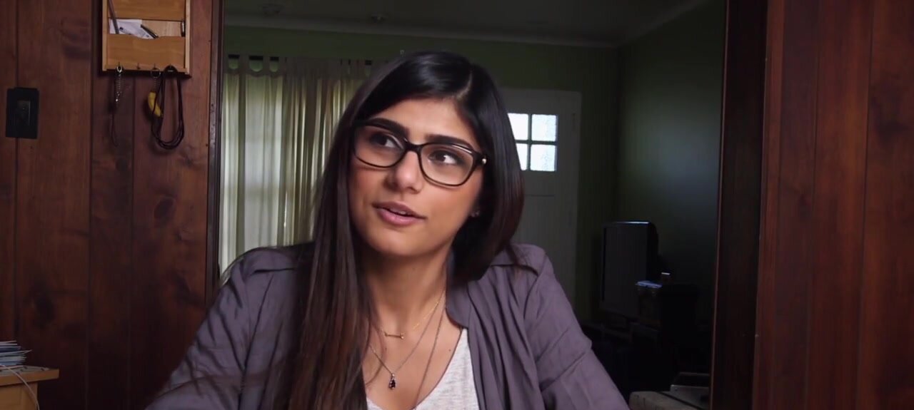 Busty whore Mia Khalifa fucked by Rico Strong and his friend