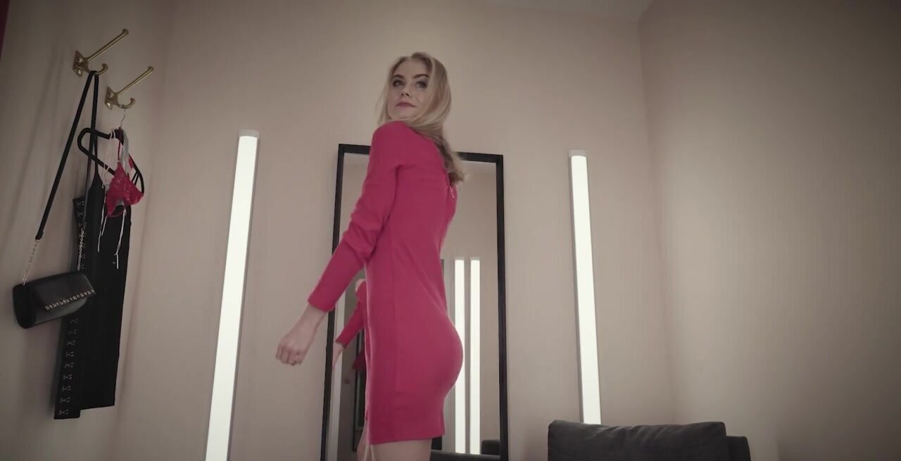 Fitting Room porn video – Nancy Ace is going to ace this masturbation session
