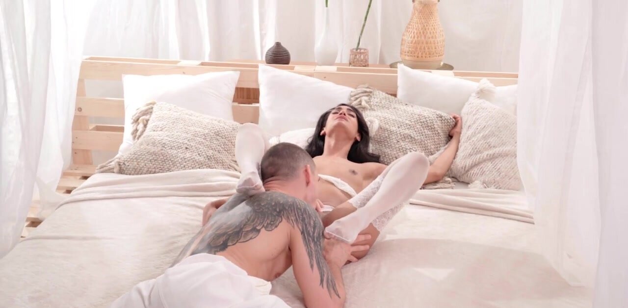 Danejones porn video – Petite Italian teen Capri Lmonde gets passionate with a lad