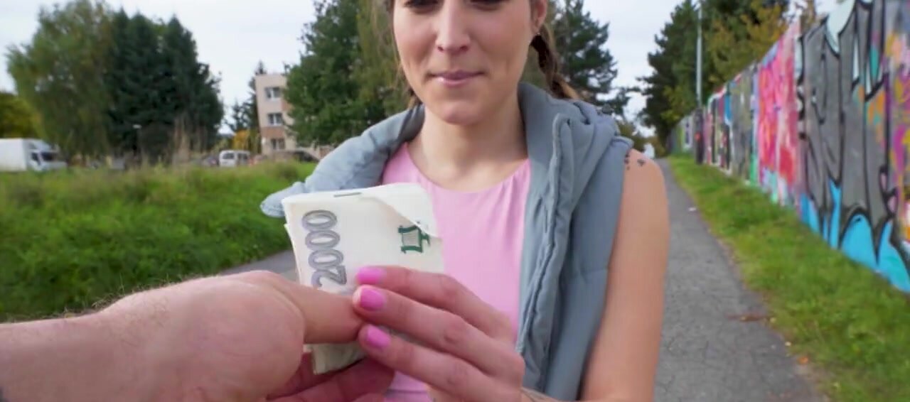Outside porn video – The public agent is fucking a big booty hottie in POV