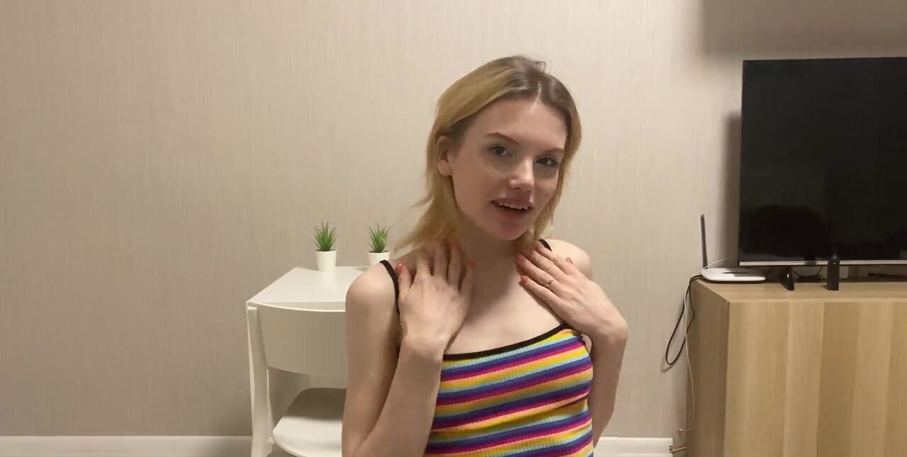 Solo babe decides to record her latest solo experience
