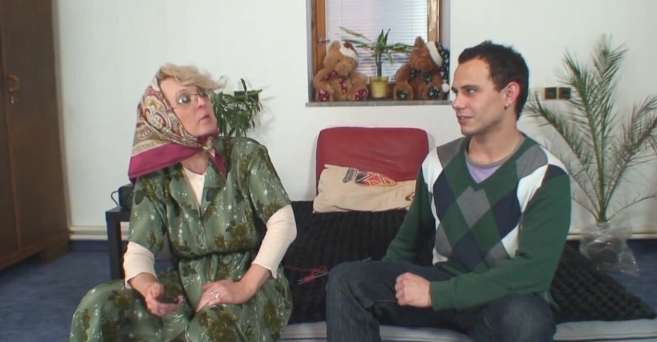 Granny is getting frisky with the biggest peen possible