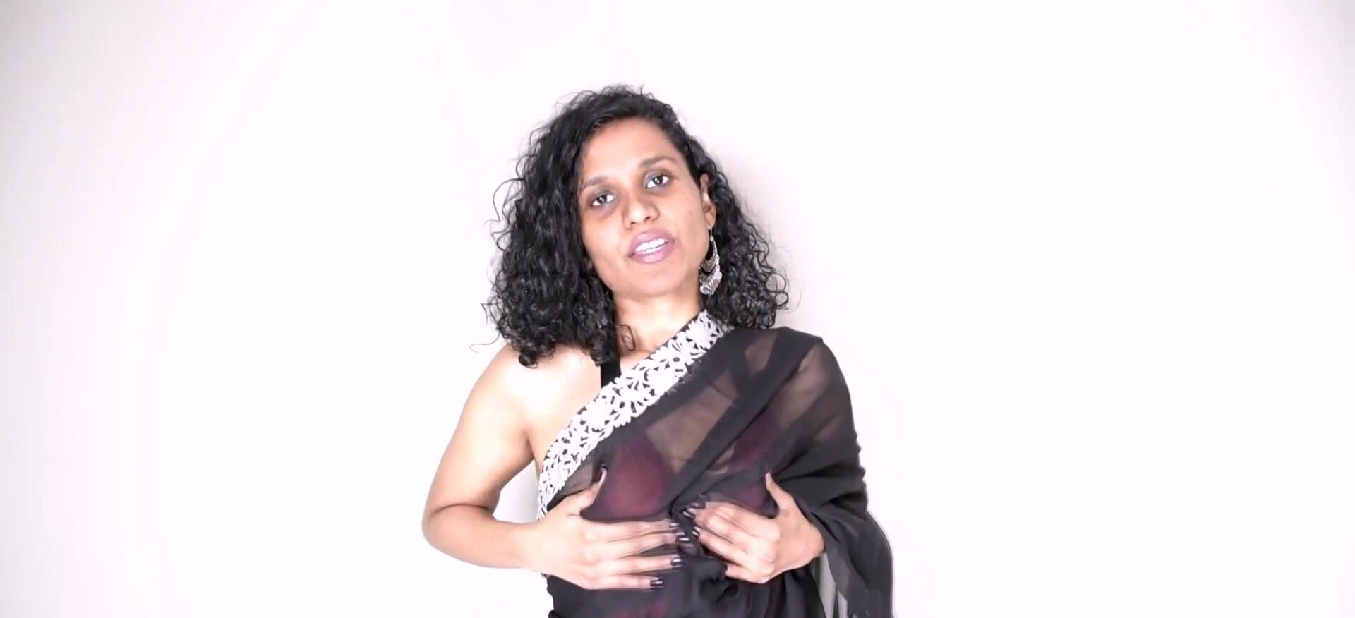 Shaad Produce porn video – Lily Show putting on the best solo show she can produce