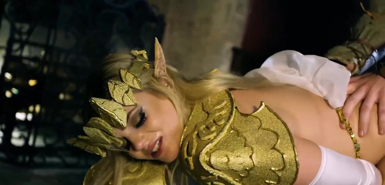 Sexy princess decides to take his cock and get it done