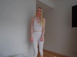 Shinaryen uses her great feet to make you scream