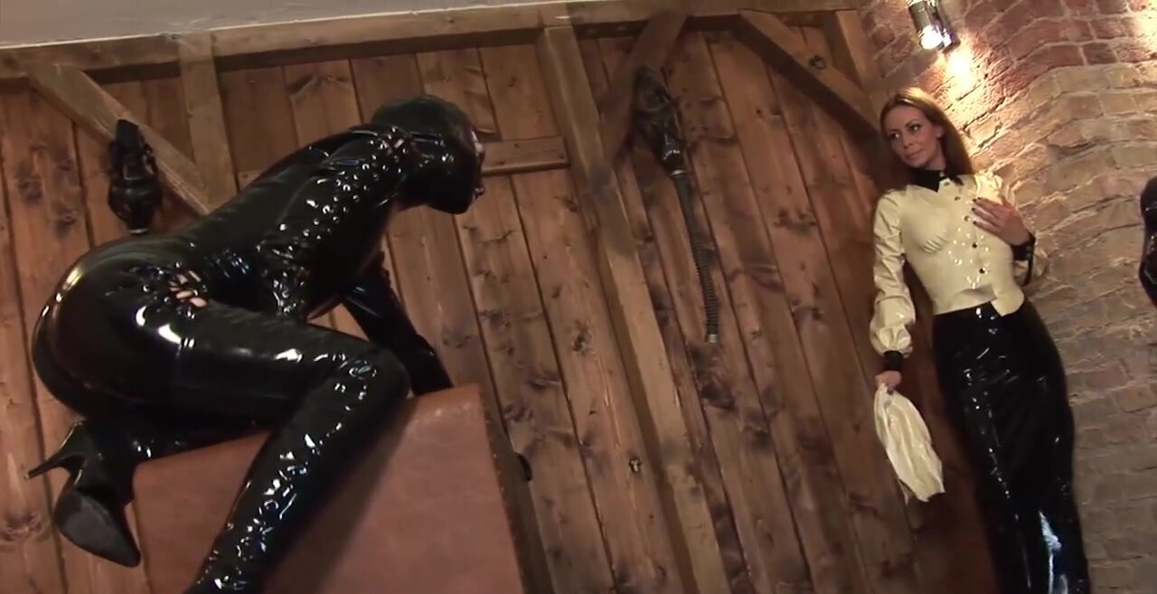 Fetish lesbian scene with latex and plenty of lust