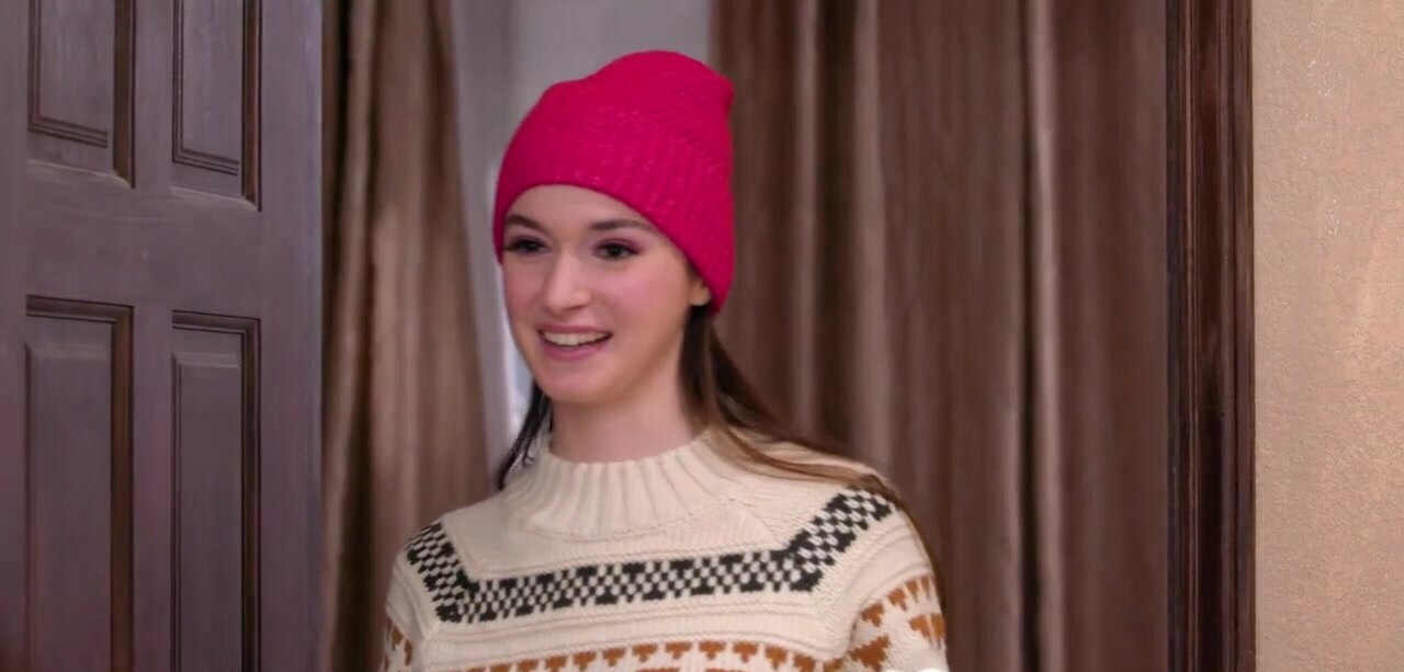 Hazel Moore is going to spice things up in a lesbo vid