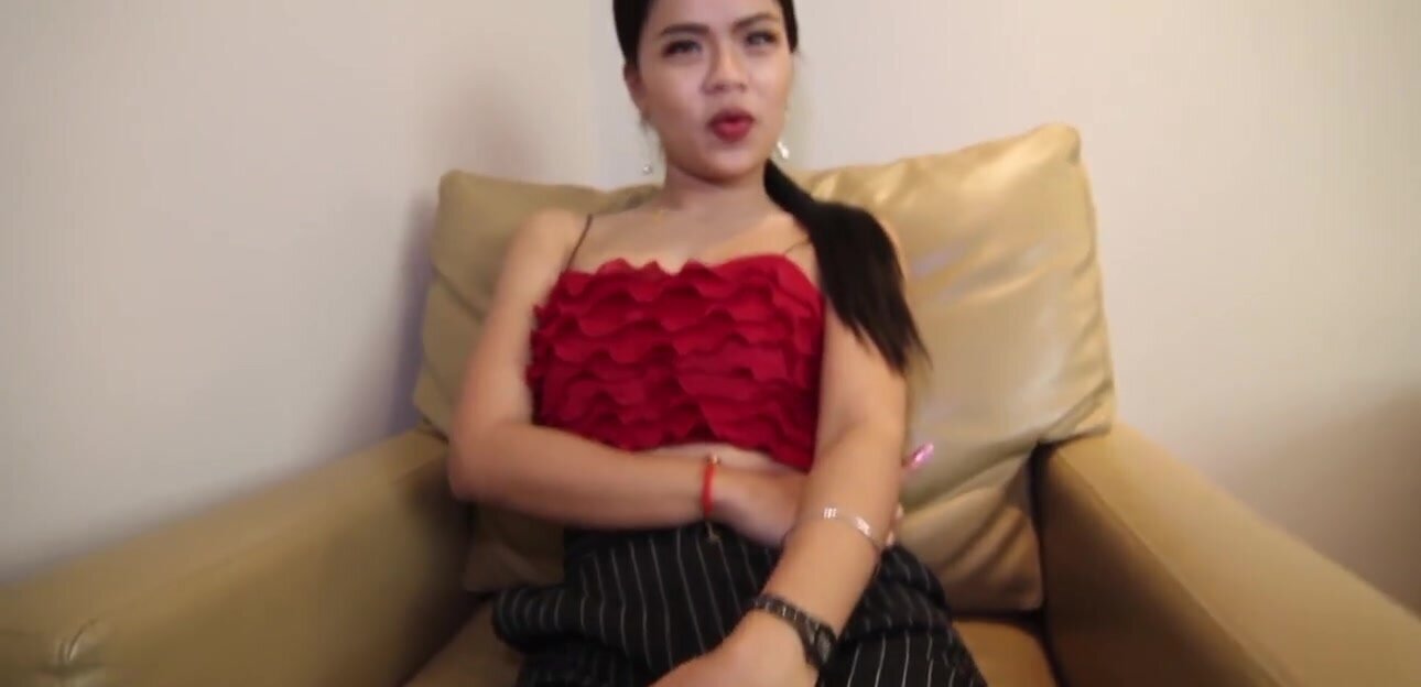 Hairy Thai hottie is going to get smashed in a hotel room