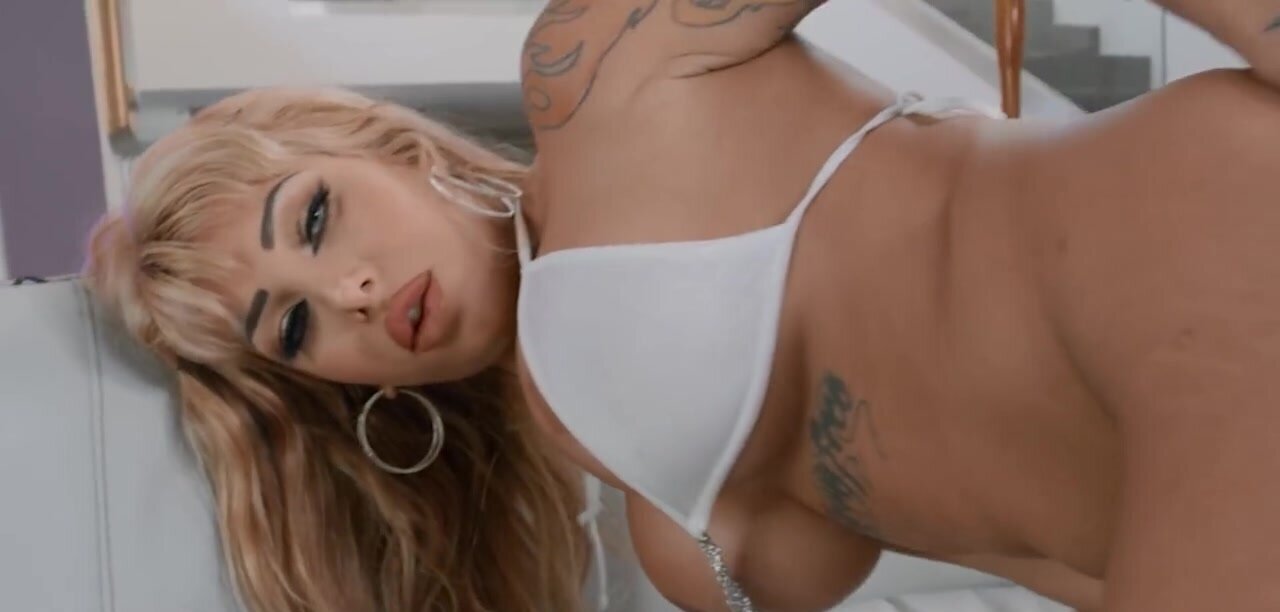 Hardcore dildo DP experience for a really tight blonde hoe