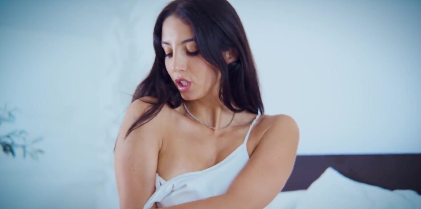 Victoria Nyx thinks about dyx and wants to get off too