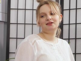 Chubby lesbian whore gets fucked by a horny masseuse