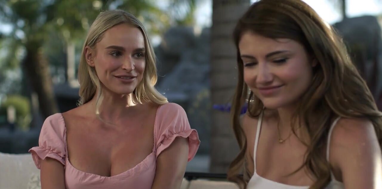 Adria Rae & Emma Hix finally fuck like lesbians