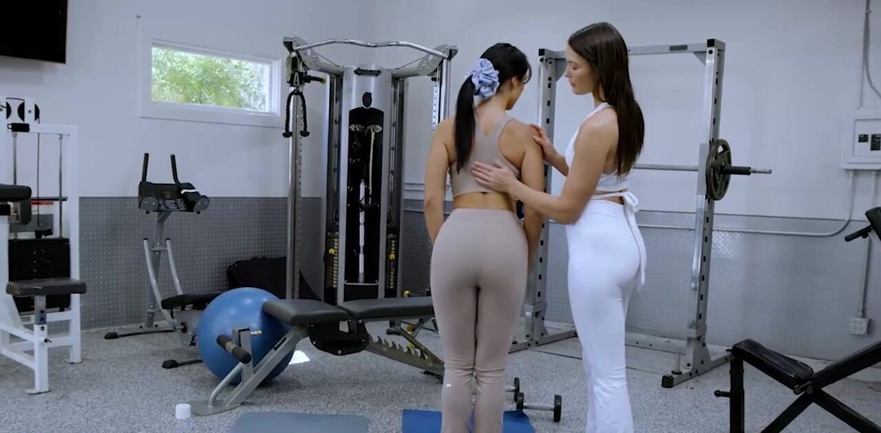My hot fitness instructor is a notorious lesbian freak