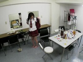 Japanese coed goes back home and gets her twat fingered