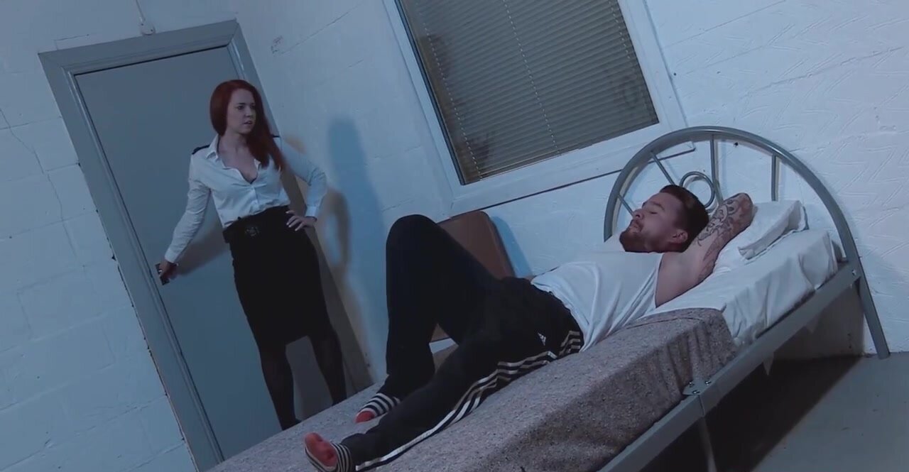 Hotest porn video – Candi Blows wears stockings and takes on Luke Hotron