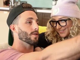 Tight blondie easily seducing her roommate for a fast fuck