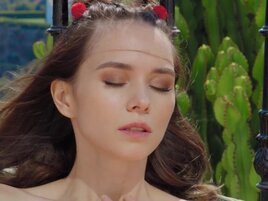 Solo babe is going to masturbate in a cute outfit