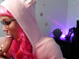 Cosplaying German stepsister lets him put it right in