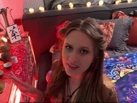 Fortuneteller hottie never saw  that hard cock coming