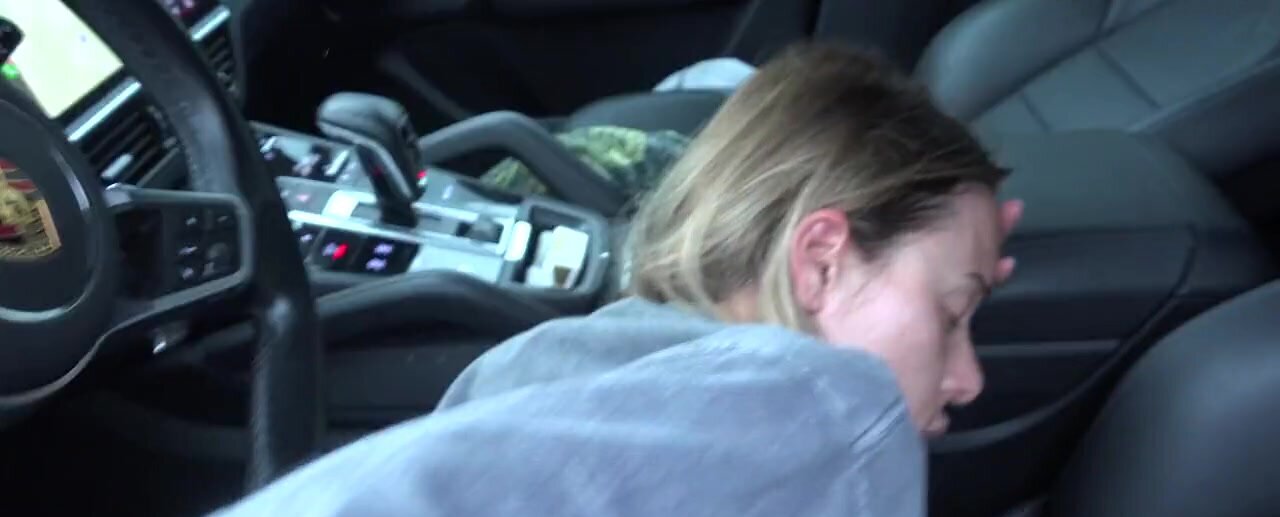 Edgy blonde girl Summer Vixen takes a hard peen in a car