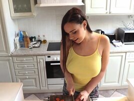 Stepsister wants a real alpha to treat her pussy right