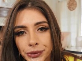 Cute MILF is happy to get fucked by a stranger's dick