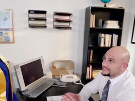 Vivianna Mulino wants to get busy with nice sucking