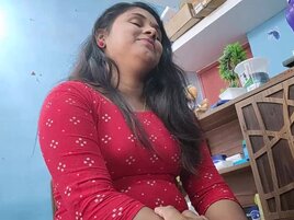 Amateur teacher from India has a thing for chubby pervs