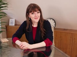 Kinky redheaded boss Alexa Demie giving you JOI