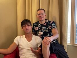 Hotel room banging for Dillon Anderson and Elliot Finn