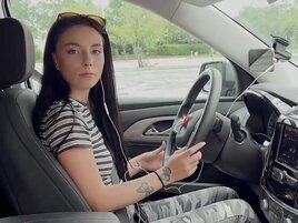 This girl is so freaking HOTT and she's a public THOT