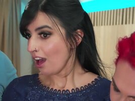 Loose brunette is getting to get fucked alongside a brunette