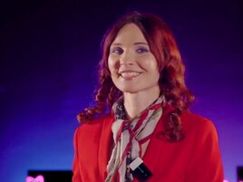 Jeny Smith exploring her seduction skills, masturbating