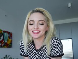 Dorky blondie with a trimmed pussy rides a fat one